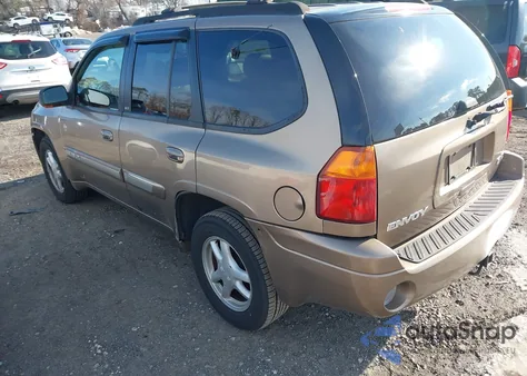 2003 GMC Envoy z USA, uszkodzony, nr VIN 1GKDT13S732238887
